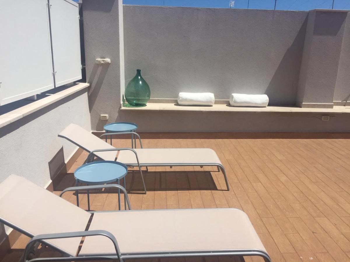 Palazzo Romanelli B&B Trani Εξωτερικό φωτογραφία