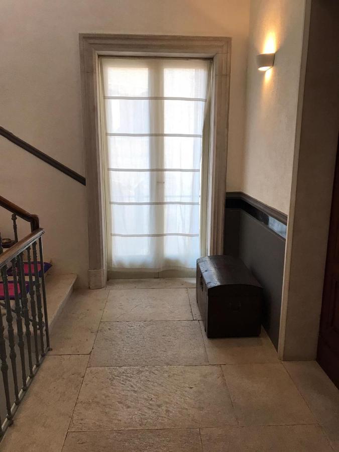 Palazzo Romanelli B&B Trani Εξωτερικό φωτογραφία
