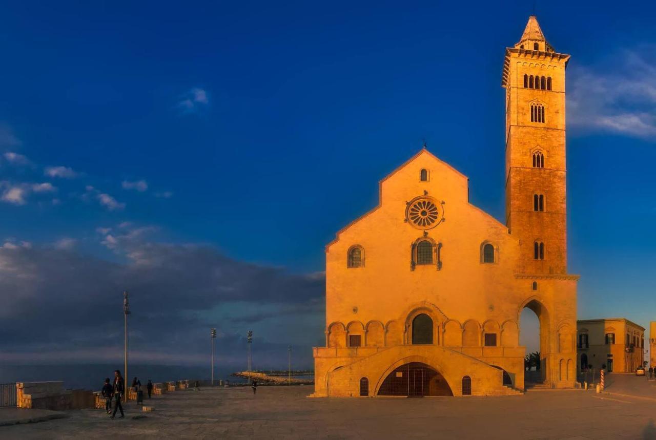 Palazzo Romanelli B&B Trani Εξωτερικό φωτογραφία